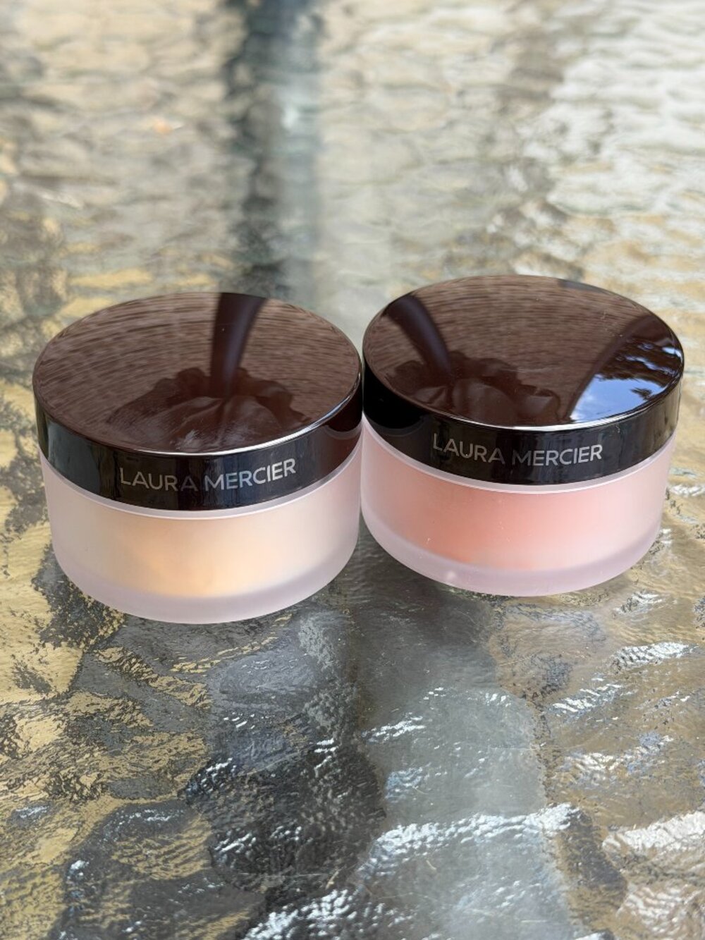 BRAND NEW 2 Laura Mercier Secret Brightening Under Eye Setting Powders - Picture 2 of 4